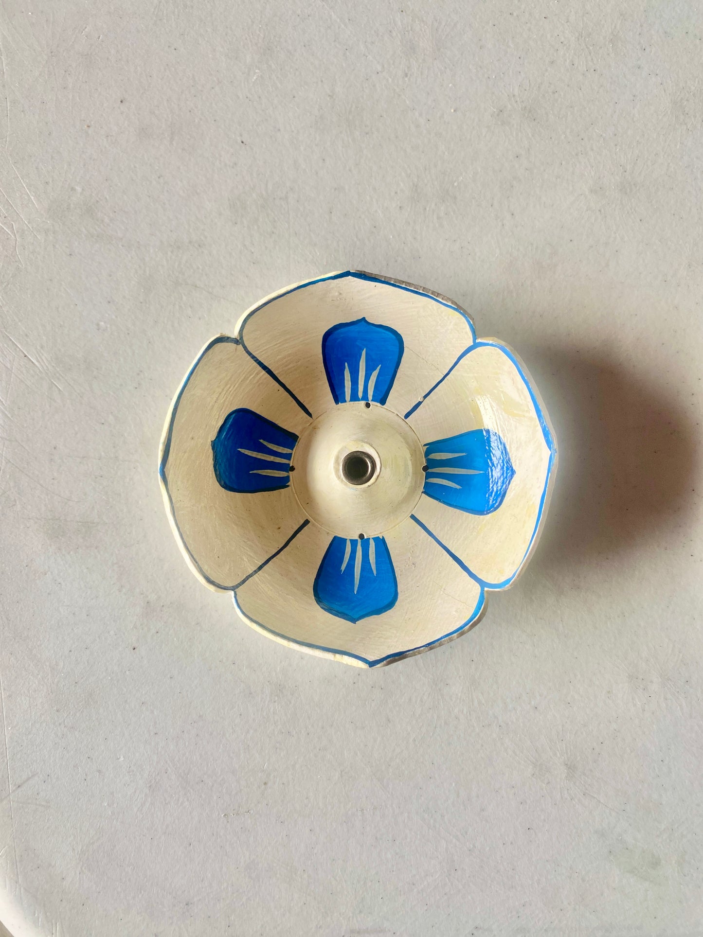 Incense burner- White and Blue